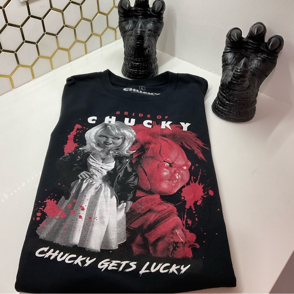 CHUCKY GETS LUCKY Vintage Horror T-Shirt SIZE L universal City Studios LIC
NWOT